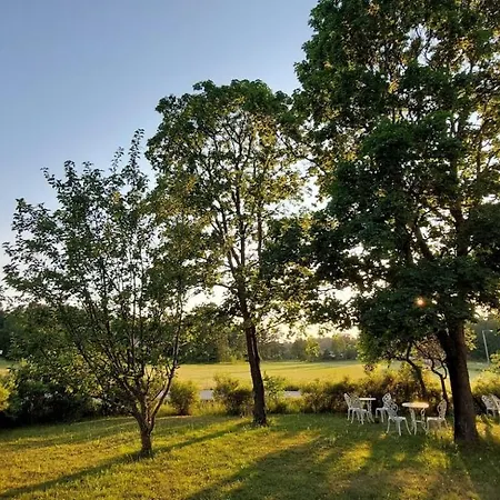 Trollbacka B&B Korpo