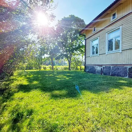 Bed & Breakfast Trollbacka B&B Korpo
