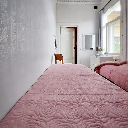 Trollbacka B&B *