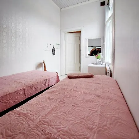住宿加早餐酒店 Trollbacka B&B Korpo